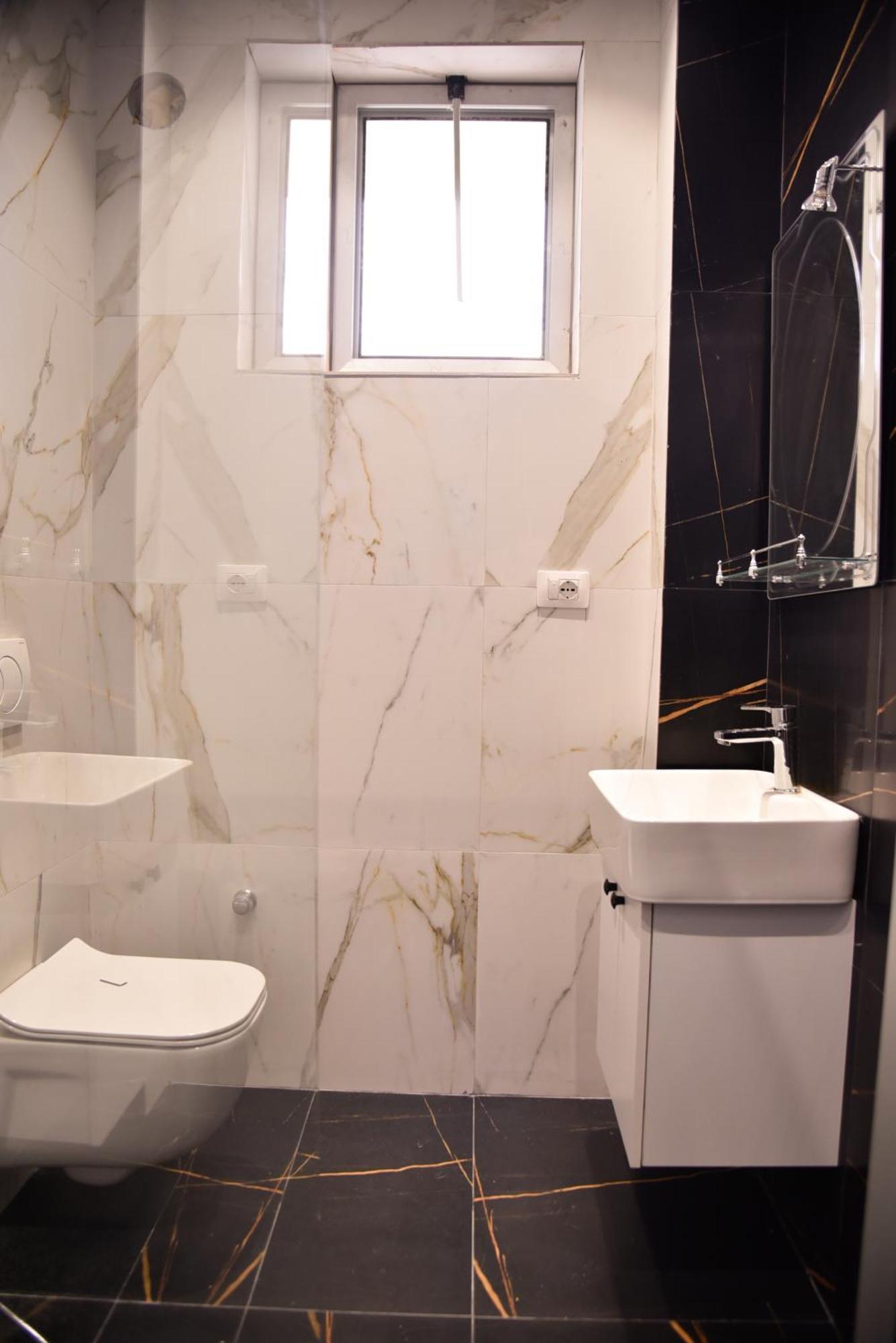 City Center Inn Shkodra Kültér fotó