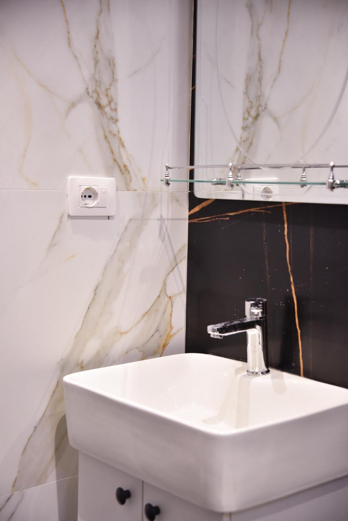 City Center Inn Shkodra Kültér fotó