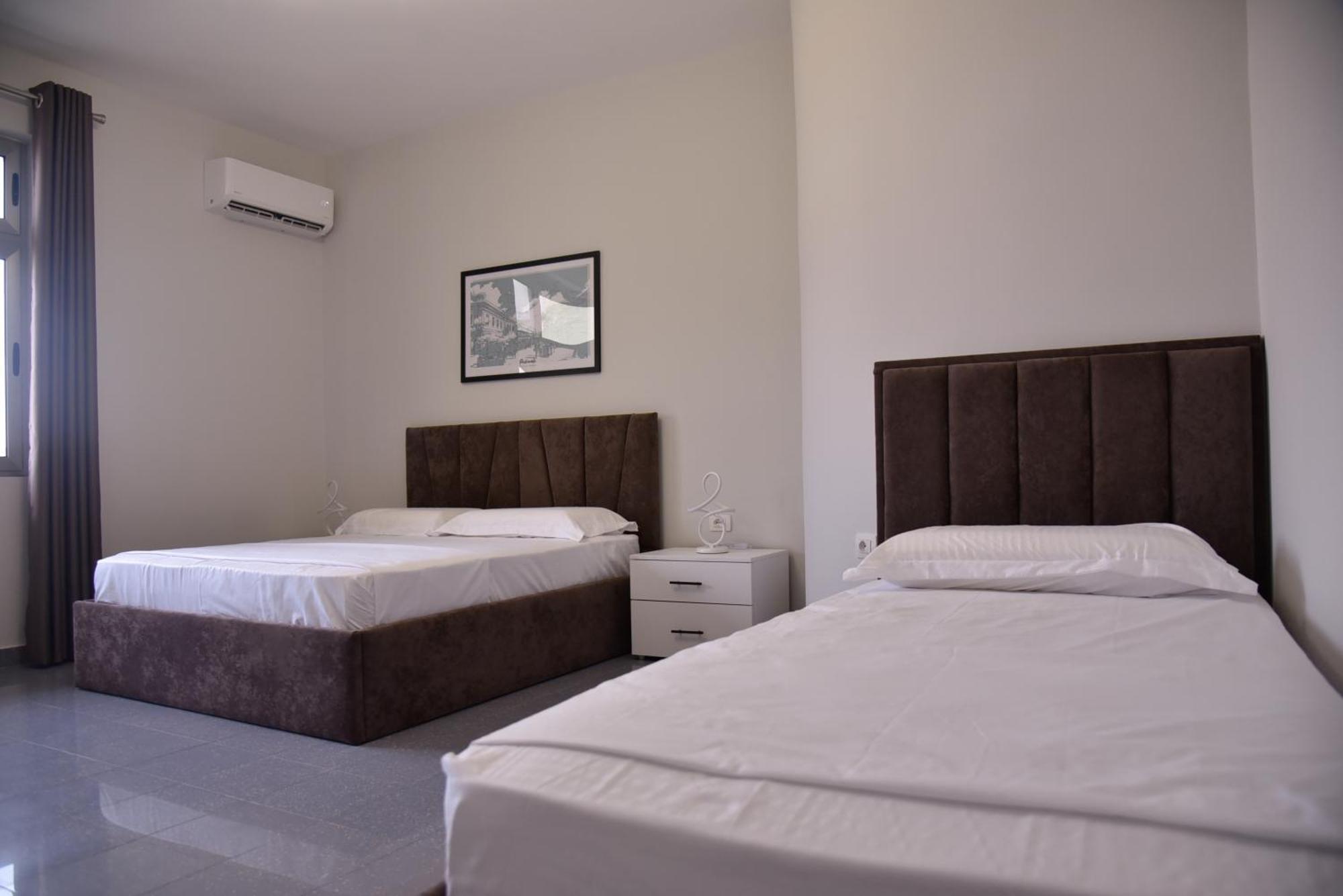 City Center Inn Shkodra Kültér fotó