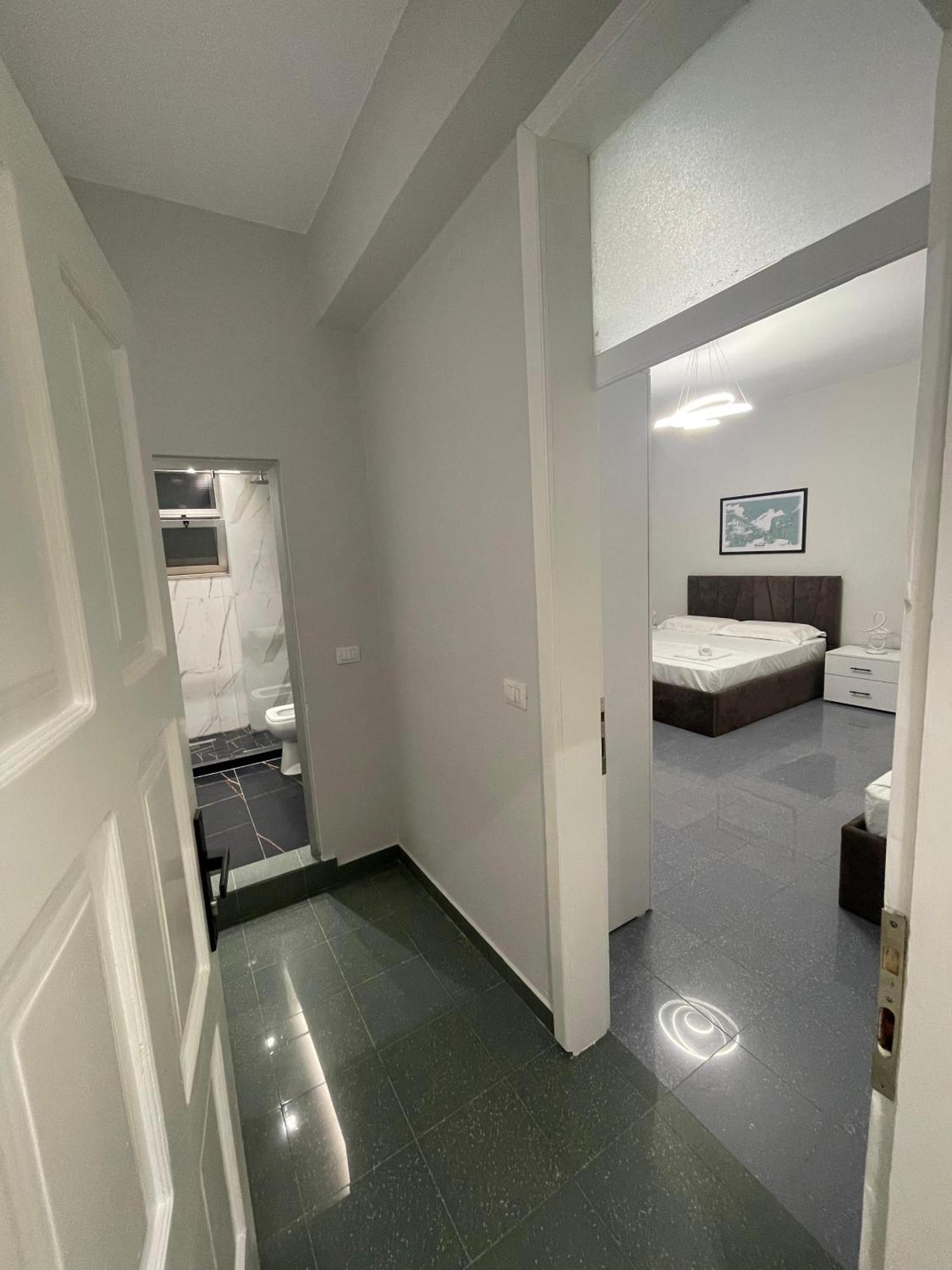 City Center Inn Shkodra Kültér fotó